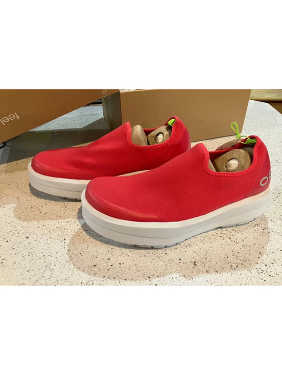 OOFOS Shoes - Oofos Oomega eeZee Womens Slip On Shoes Neon Berry Red Recovery NWT Platform